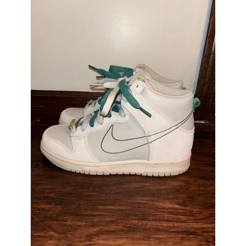 Nike Dunk High SE First Use Women's Shoes